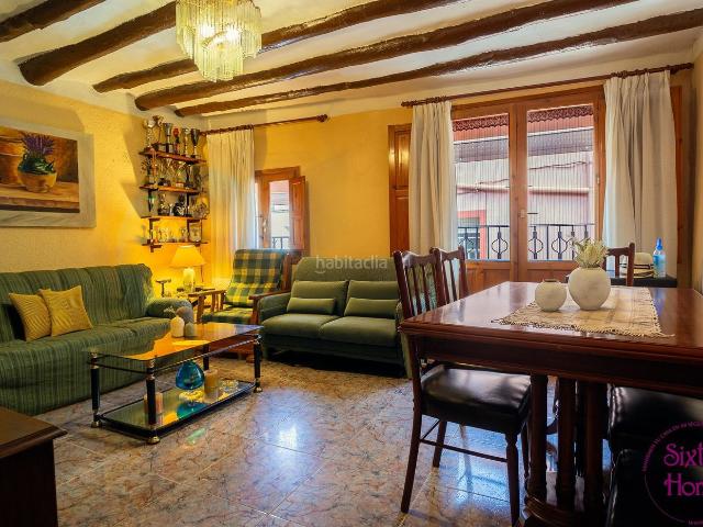 Casa en venta en Andorra. Casas.