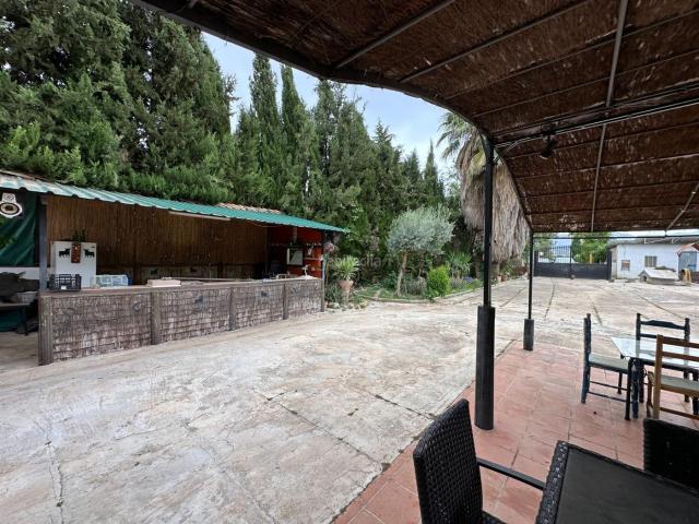 Casa en venta en Antequera, Centro. CASA DE CAMPO A MENOS DE 5 KM. Casas.