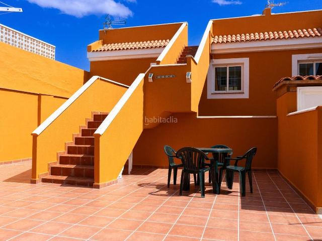 Casa en venta en Antigua, Caleta de Fuste. Dos exclusivos chalets con apartamento independiente y alta rentabilidad en Caleta de Fuste. Casas.