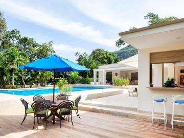 Casa En Venta En Apulo V395012