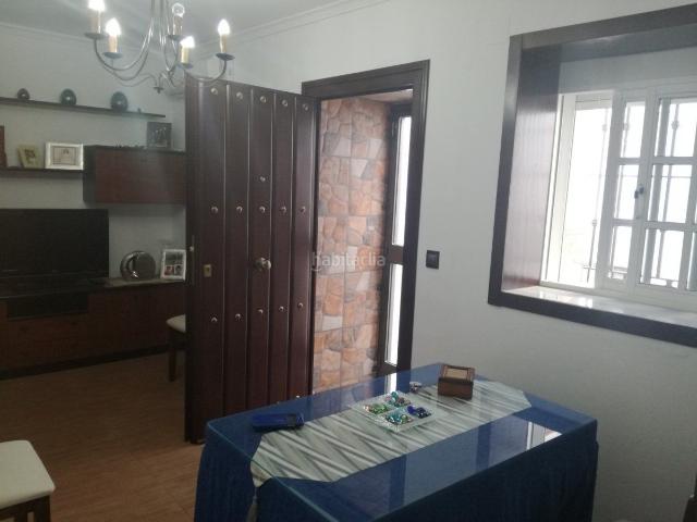 Casa en venta en Arcos de la Frontera. CASA CON GARAJE EN ZONA DEL CASCO ANTIGUO. Casas Arcos de la.
