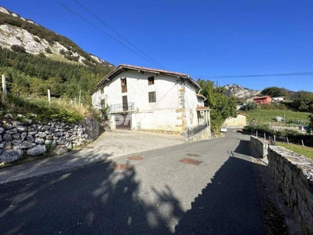 Casa en Venta en Aramaio