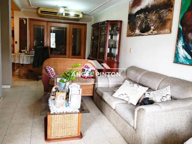 Casa en Venta en Araure Portuguesa 250 m2. 3 hab