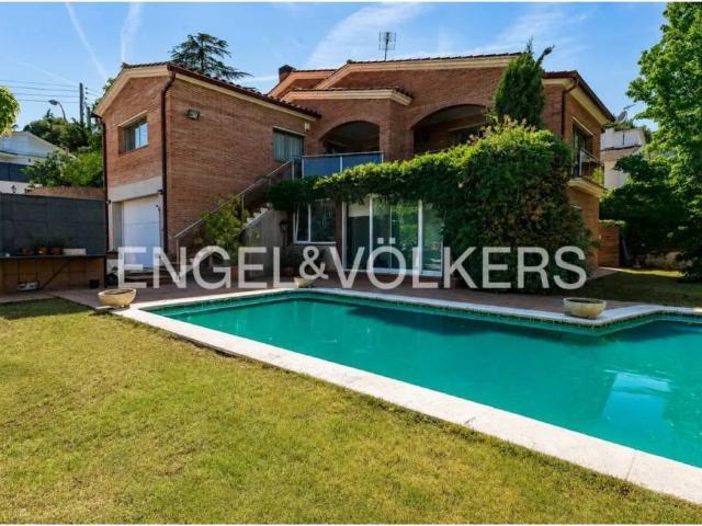 Casa en Venta en Argentona