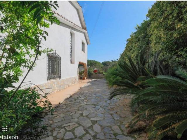 Casa en Venta en Argentona