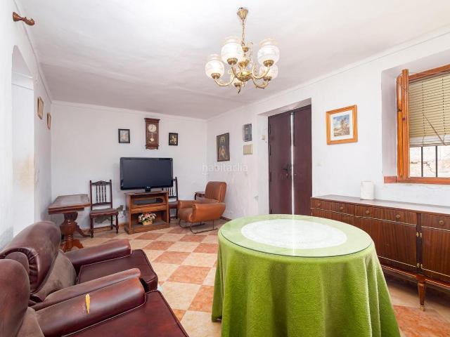 Casa en venta en Ardales. Casa grande en el centro de Ardales. Casas.