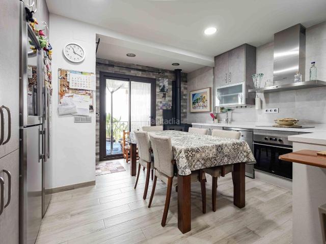 Casa adosada en venta en Ardales. Casas adosadas.