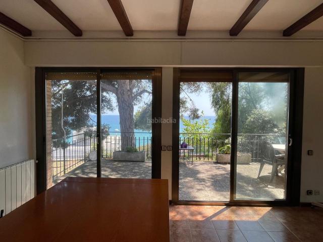 Casa en venta en Arenys de Mar, Victoria Les Vil·les Canyadell. Casa con vistas al mar en zona privilegiada. Casas Arenys de.