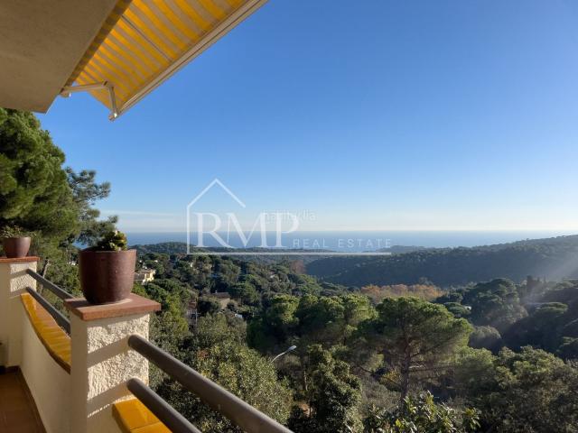 Casa en venta en Arenys de Munt. Casa con alma y vistas al mar en Arenys de Munt. Casas Arenys de.