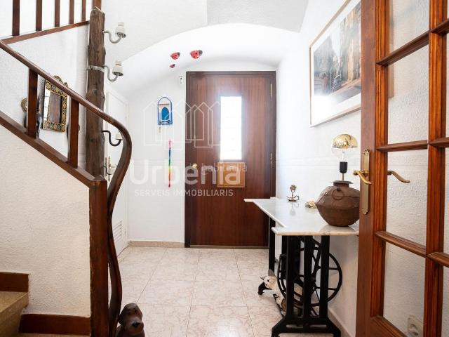 Casa en venta en Arenys de Munt. Casa a 4 vientos en pleno centro de Arenys de Munt!. Casas Arenys de.