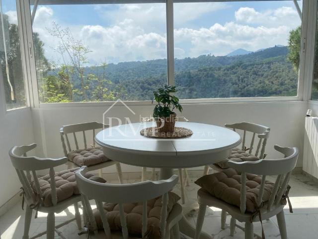 Casa en venta en Arenys de Munt. Increíble casa con licencia turística. Casas Arenys de.