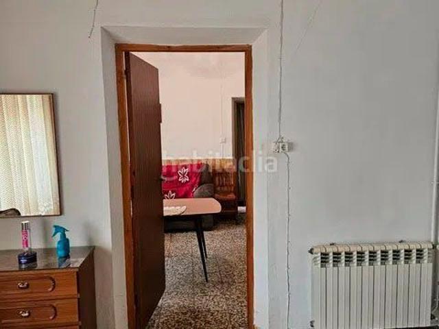 Casa en venta en Arenales De San Gregorio. AMPLIA CASA DE PUEBLO CON PATIO, GARAJE Y MUCHAS POSIBILIDADES. Casas Arenales De San.
