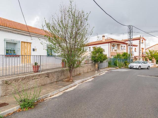Casa en venta en Arenas del Rey. MAGNÍFICA CASA EN UNA PLANTA CON GRAN PARCELA EN UN ENTORNO IDÍLICO. Casas Arenas del.