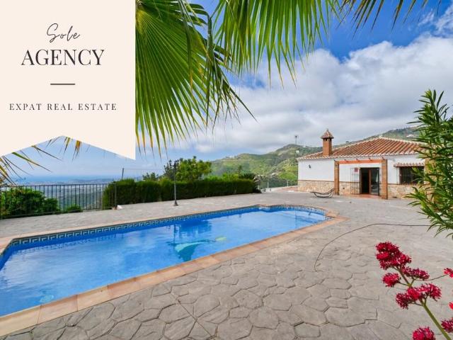 Casa en venta en Arenas Málaga
