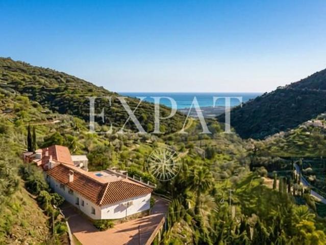 Casa en venta en Arenas Málaga