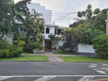CASA EN VENTA EN ARIAS ARAGUEZ, SAN ANTONIO, MIRAFLORES