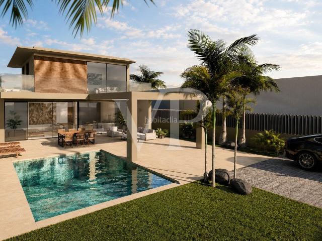 Casa en venta en Arona, Palm Mar. Exclusiva villa de nueva construcción a pocos metros del mar en PalmMar. Casas.