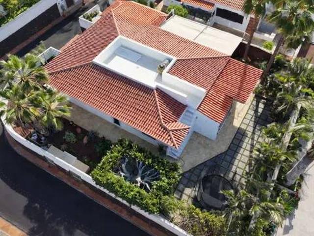 Casa en Venta en Arona