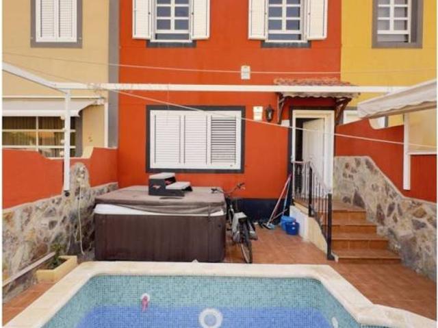 Casa en Venta en Arona