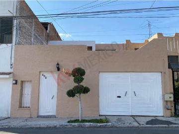Casa en venta en Arquitos, Querétaro, Querétaro