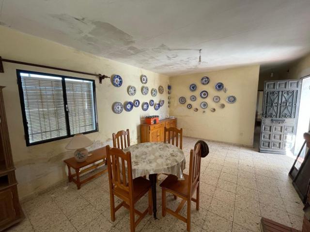 Casa en venta en Arroyo de la Luz. Finca con casita en Arroyo de la Luz. Casas Arroyo de la.