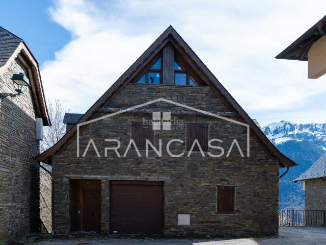Casa en venta en Arres Pirineos. Casa Unifamiliar 5 en Arres. Casas.