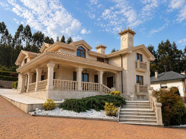 Casa en Venta en Arteixo