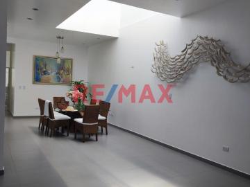 Casa en venta en Asia a S/957,600
