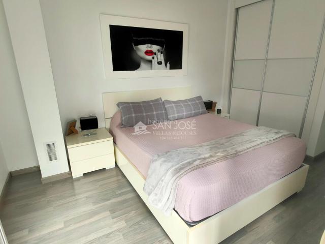Casa en venta en Aspe, Las Fuentes Los Cipreses. SE VENDE ADOSADO CON ACABADOS Y EQUIPAMIENTO DE PRIMERA CALIDAD EN ASPE. Casas.