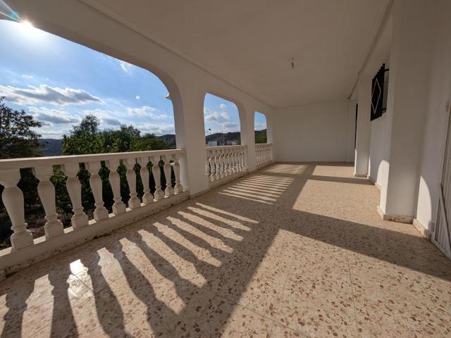 Casa en venta en Aspe, Pedanías Este. Impresionante Casa Independiente en Montesol, Elche. Casas.