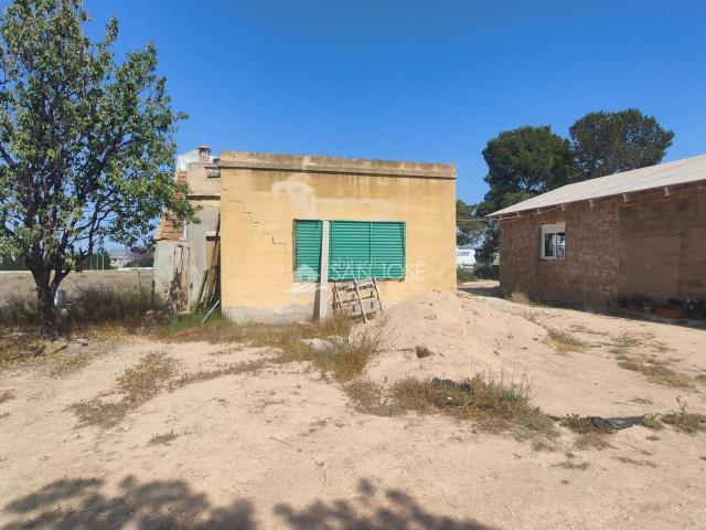 Casa en venta en Aspe, Pedanías Oeste. SE VENDE CASA DE CAMPO PARA REFORMAR UNA CASA Y TERMINAR DE REFORMAR OTRA CASA EN ASPE. Casas.