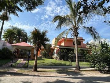 Casa en venta en Bugambilias 1a Sección