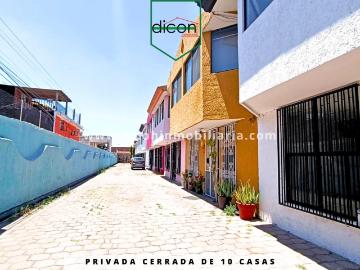 CASA EN VENTA EN BUGAMBILIAS