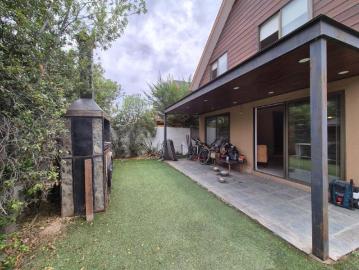 Casa en Venta en Buín 3 dormitorios 3 baños