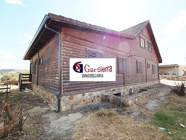 Casa en venta en Buitrago del Lozoya. GRAN CHALET INDEPENDIENTE. Casas Buitrago del.