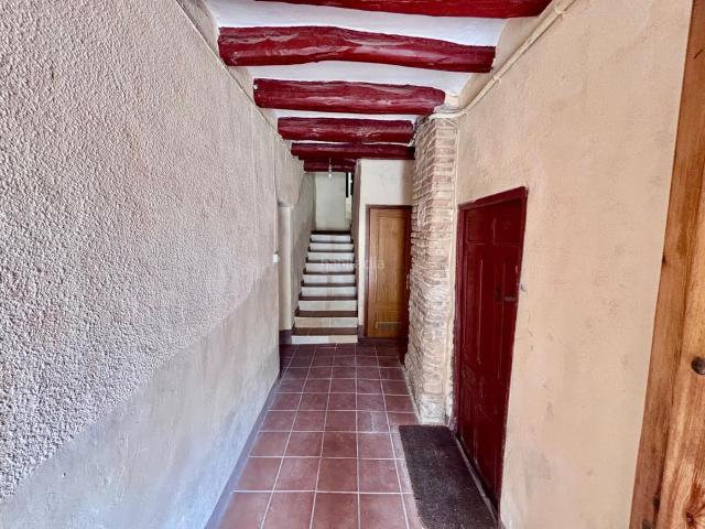 Casa en venta en Bulbuente. BONITA CASA TIPO PISO CON PATIO en ZONA MONCAYO. Casas.