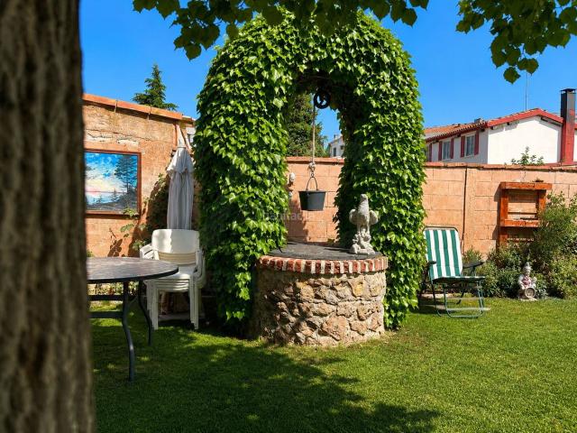 Casa en venta en Burgos, Barriada de Yagüe. Casas.