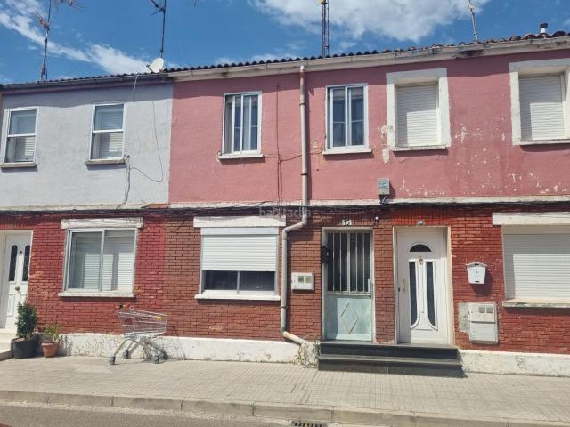 Casa en venta en Burgos, Barriada Inmaculada Zurbarán. Casas.