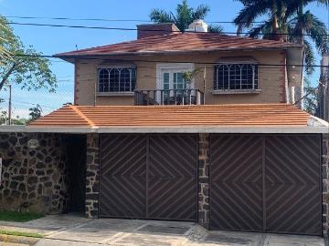 Casa en venta en Burgos, Cancún, Morelos