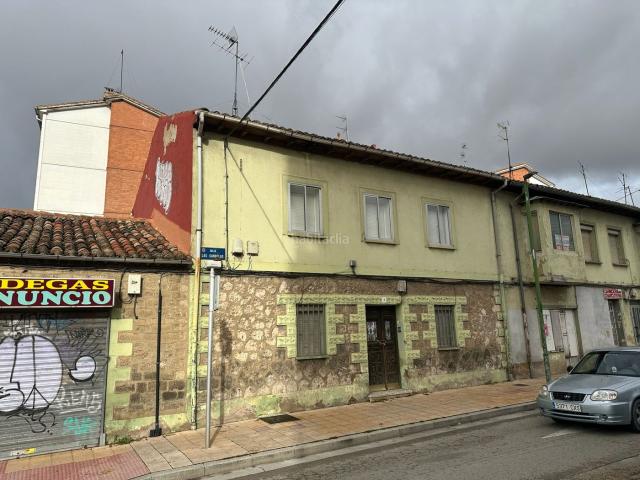 Casa en venta en Burgos, Gamonal San Bruno G9. Casas.