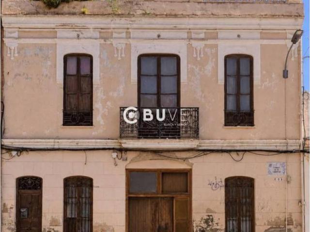 Casa en Venta en Burjassot