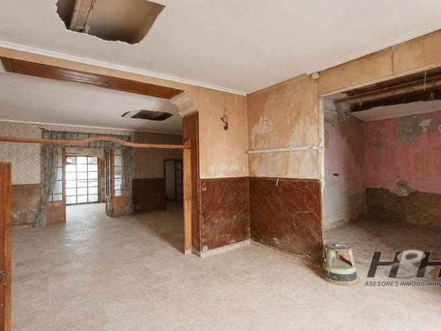 Casa en venta en Burjassot, Burjassot