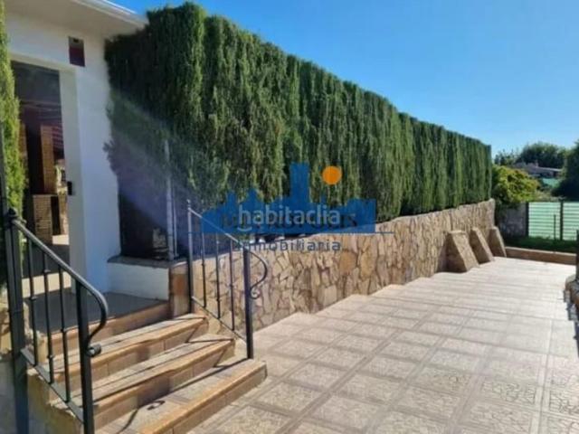 Casa en venta en Burriana, Camino de Onda Salesianos. CHALET INDEPENDIENTE CON AUTOSUFICIENCIA ENERGÉTICA AL 100 Y ACCESO AL RIO. Casas.