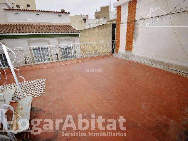 Casa en venta en Burriana, Centro. CASA SEMIREFORMADA CON GARAJE Y DOS TERRAZAS, EN EL CENTRO. Casas.
