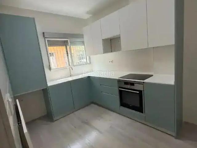 Casa en venta en Burriana, Llombai. Casa reformada en el centro de Burriana. Casas.