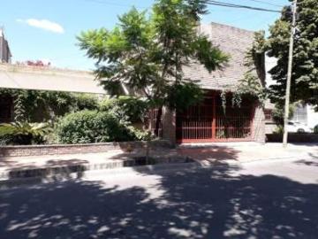 Casa en venta en B° Bombal Sur, a metros de San Martin