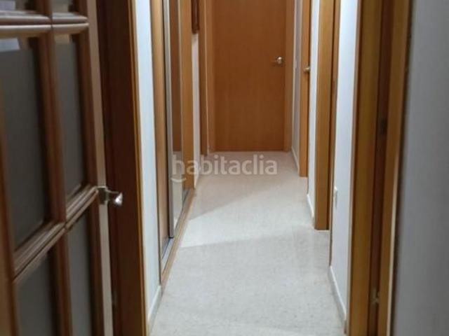 Casa en venta en Badajoz, Carretera de Sevilla Los Montitos. SE VENDE CHALET ADOSADO EN ALVARADO. Casas.