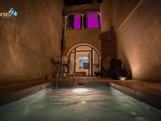 Casa en venta en Badajoz, Casco Antiguo. EXCLUSIVA CASA CASCO ANTIGUO CON PISCINA EN BADAJOZ. Casas.
