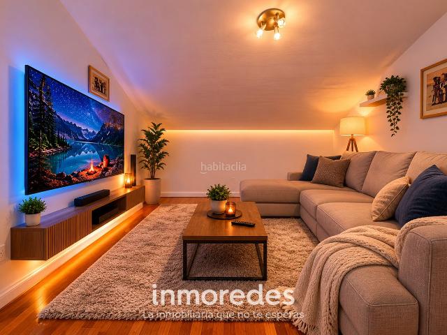 Casa en venta en Badalona, Llefià. Chalet adosado en venta en Calle de Lleó Fontova. Casas.