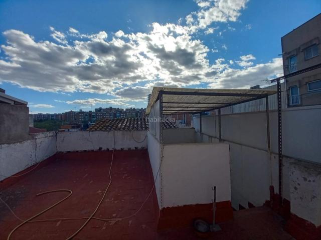 Casa en venta en Badalona, Sant Crist. CASA CON AFECTACIÓN URBANÍSTICA, PAGO SIN HIPOTECA, PRECIO NEGOCIABLE. Casas.